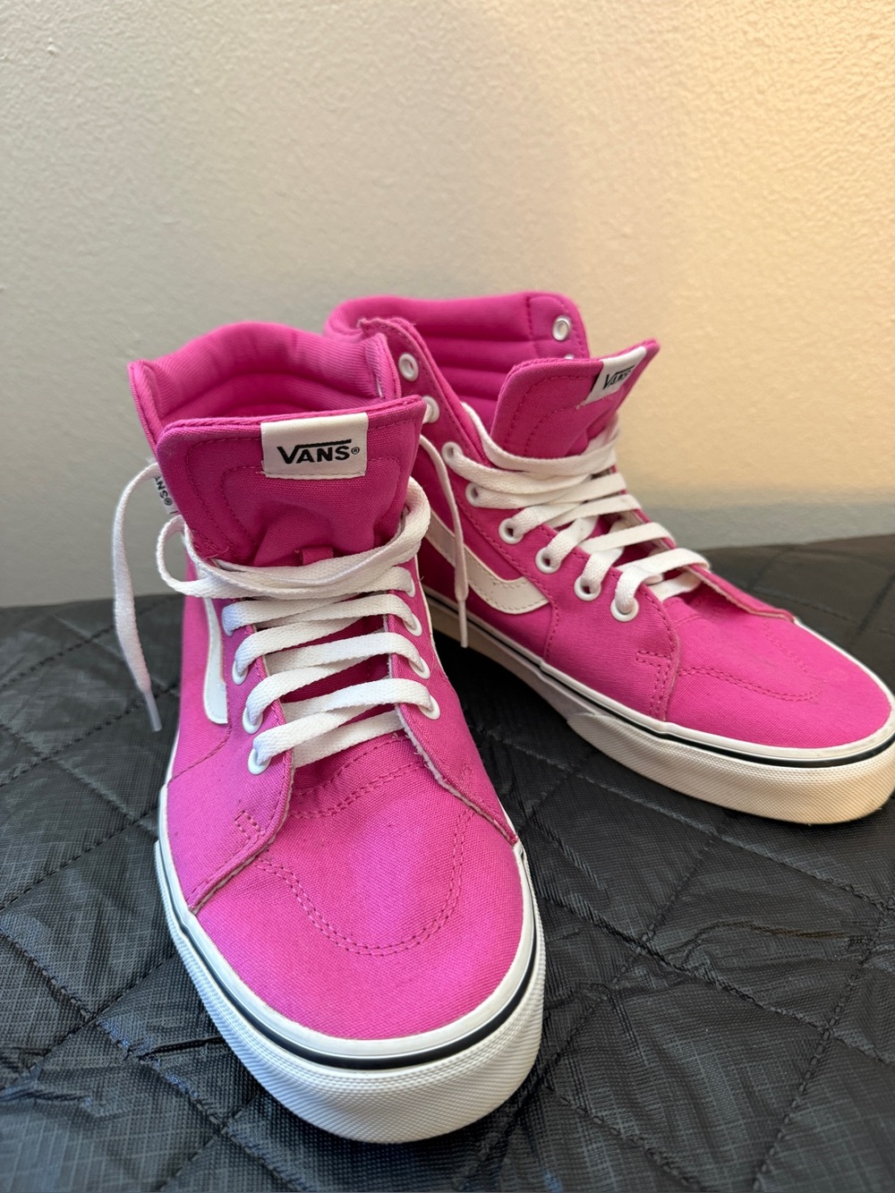 Hott Pink High Top Vans Women’s Size 10